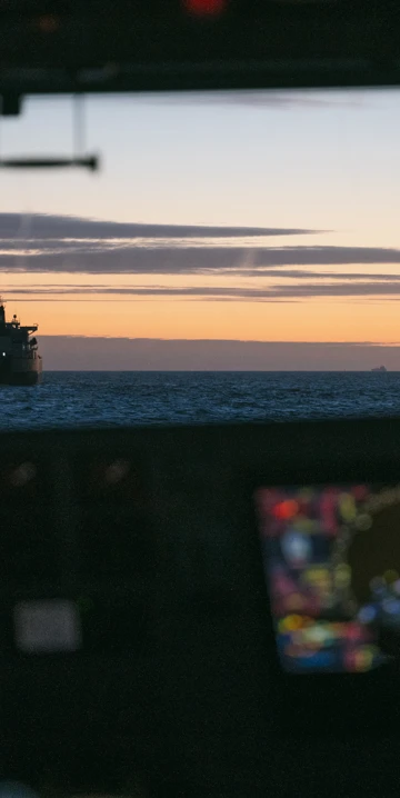 BLUE INTRUDER BATCH03 ©JORN URBAIN 23