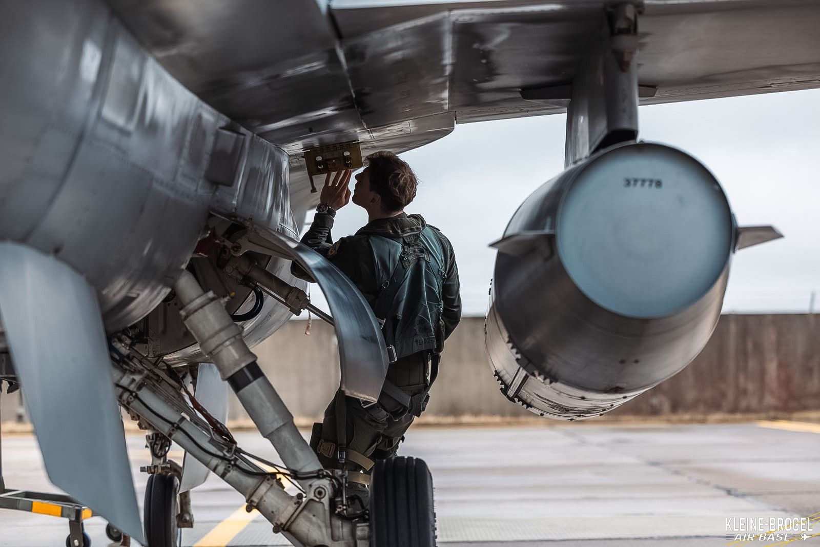 Mg 2200 2 1600 1200 80 Wm Right Bottom 100 Watermarkkeebeebig2020png