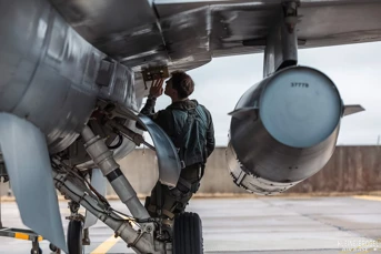 Mg 2200 2 1600 1200 80 Wm Right Bottom 100 Watermarkkeebeebig2020png