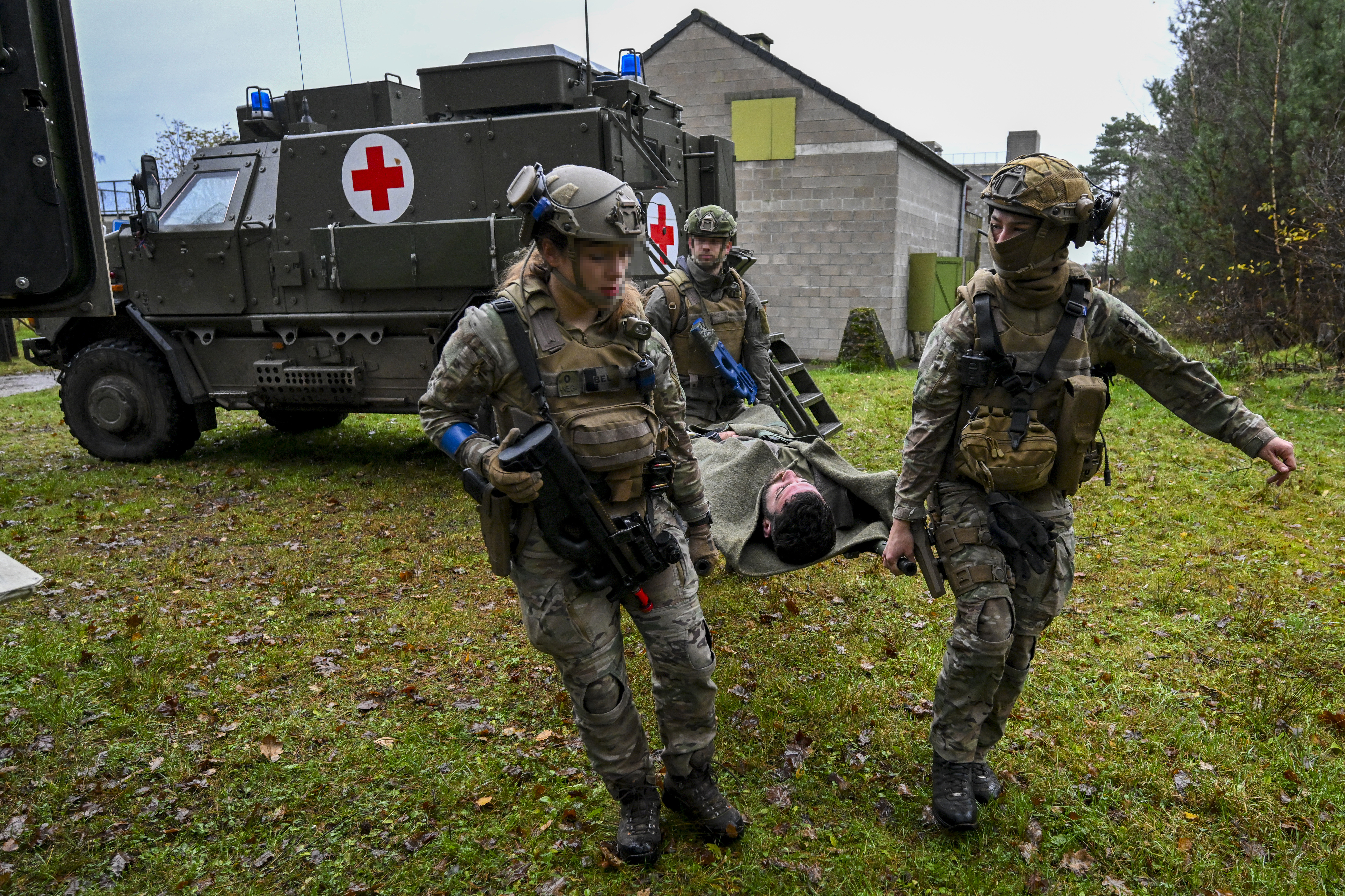 COVER 004 TAC MEDEVAC (2)