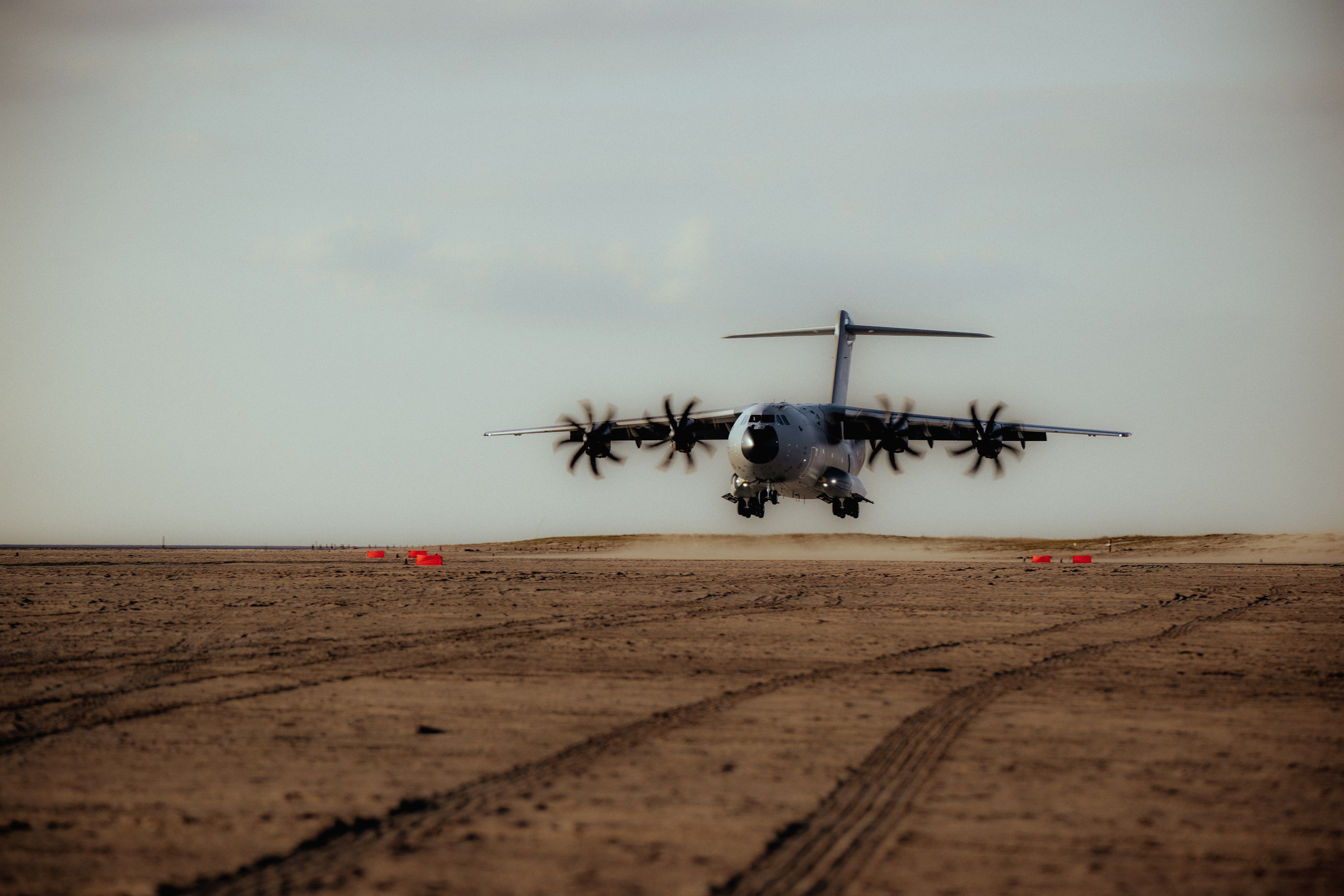 260828 Cover Beach Landing
