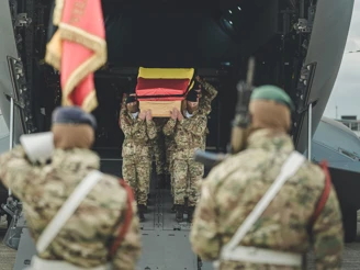 OMSLAG Repatriëring