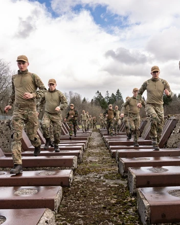 76697E27940157db9972627a13b61728