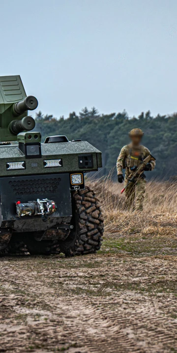 Foto's Scorpion On The Move Bravo Edit (52 Of 87) Copy