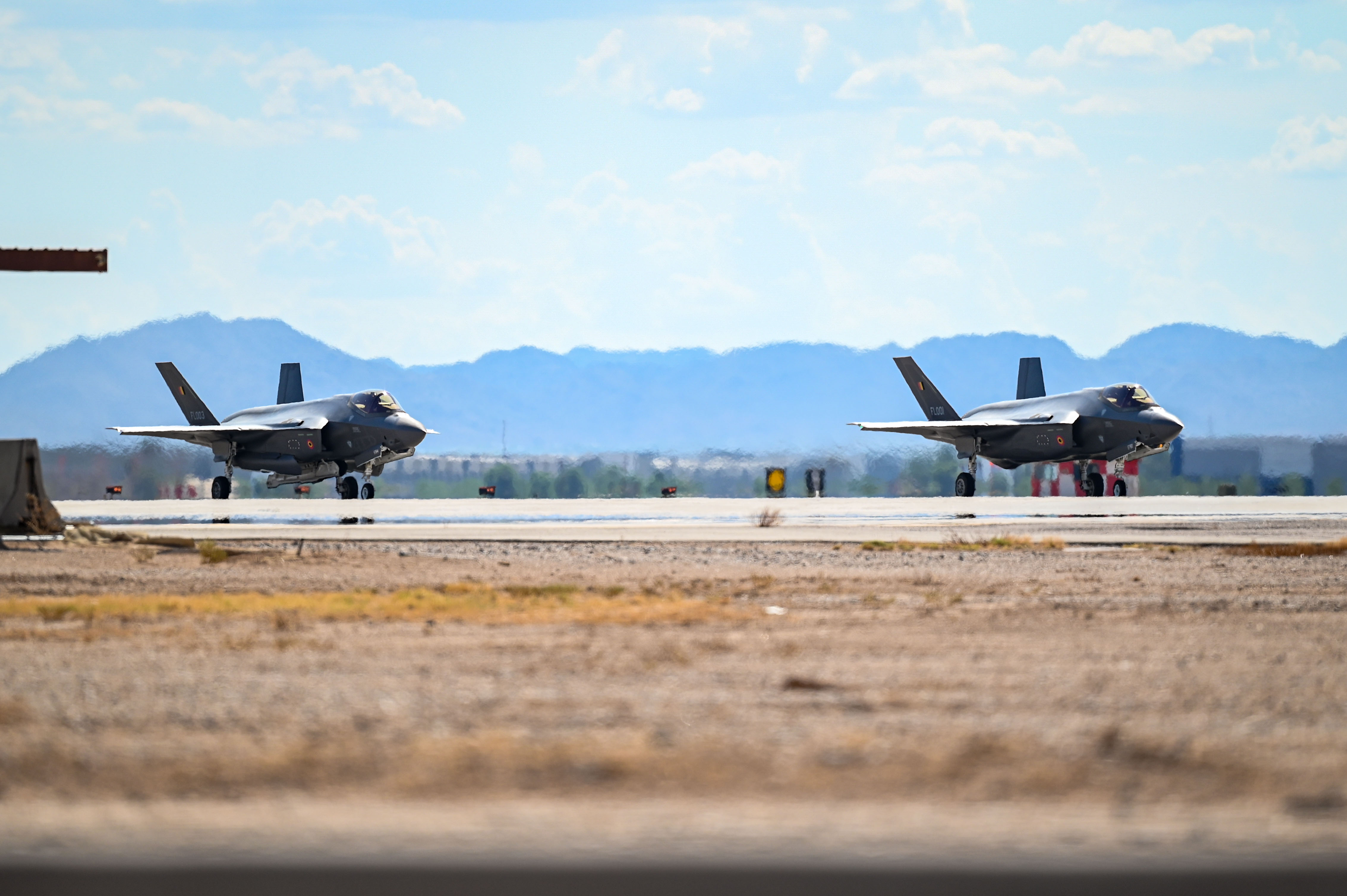 HEADER F 35