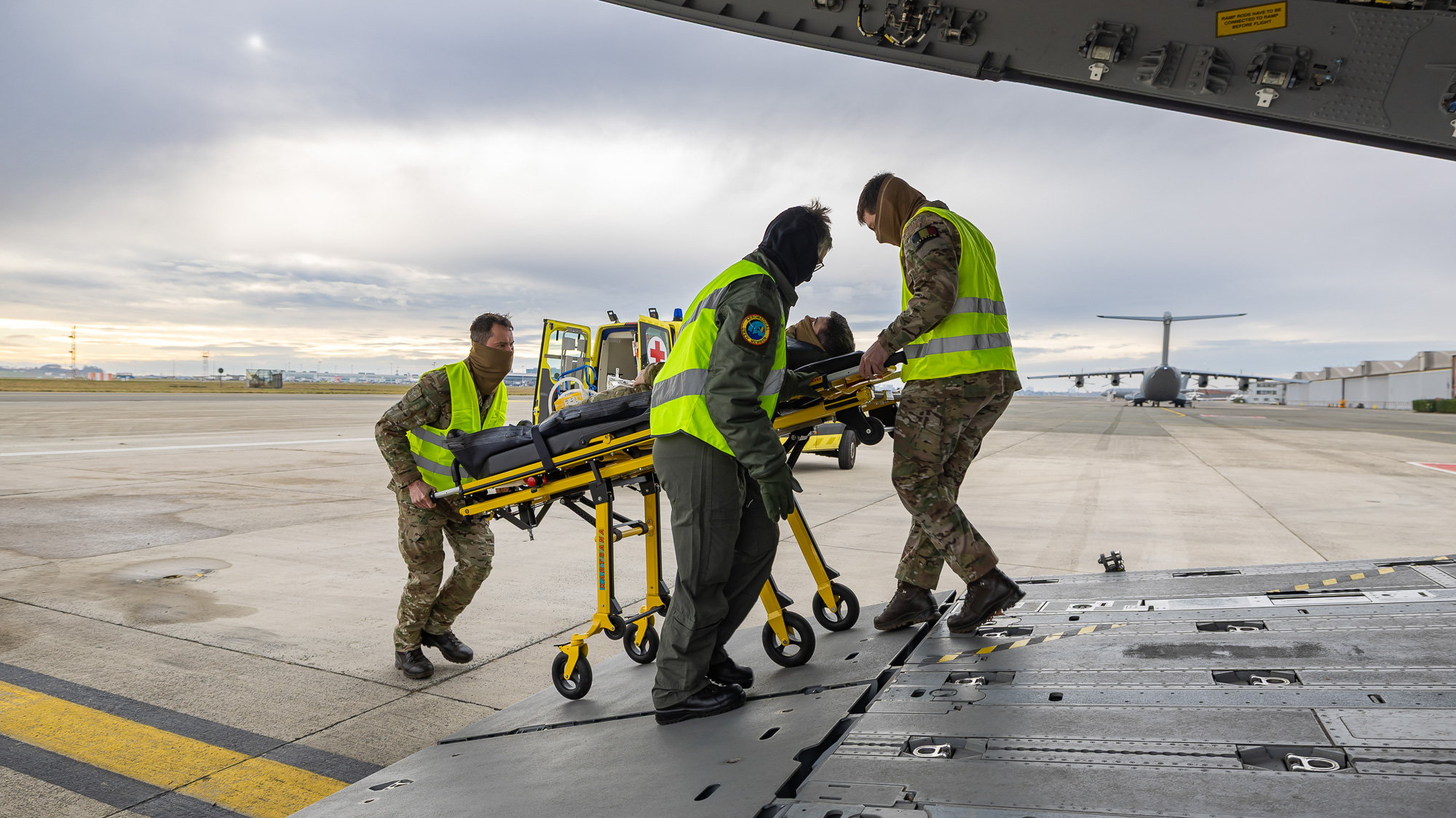 COVER 20260123 Flight Surgeon Kristof Moens XTF16308