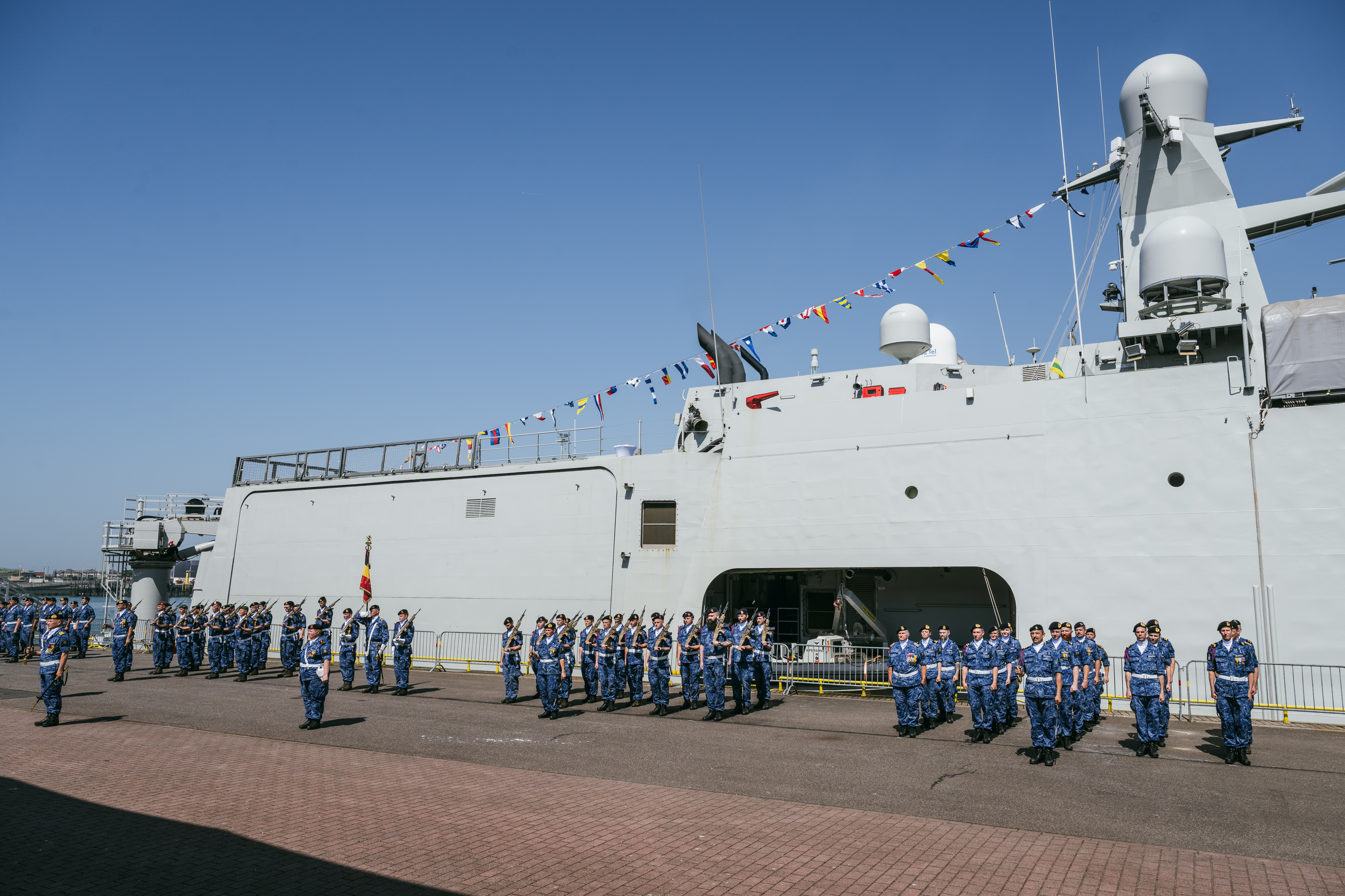 HEADER DAG VD MARINE DOOP BNS OOSTENDE ©JORN URBAIN 55